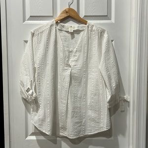 H&M White Textured Tunic Top. 100% Cotton. Size Small.